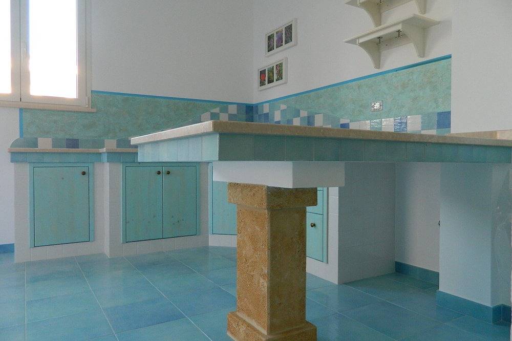 Santa Maria Di Leuca: Alloro - Bright Fresh and comfortable apartment in Leuca, Castrignano del Capo
