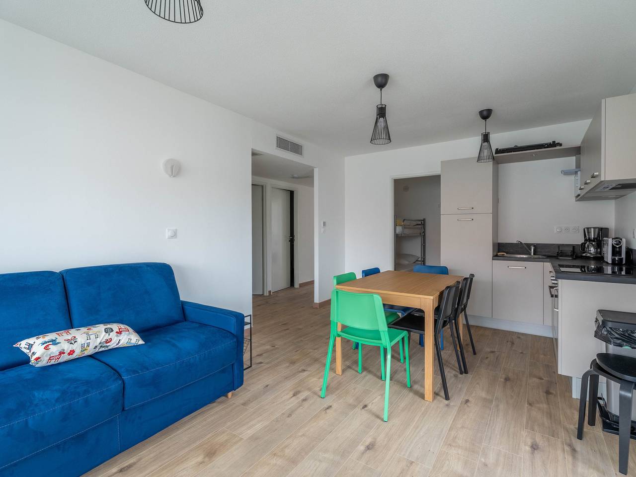 Appartement entier, Appartement Neuf 3* à 100m de l'Océan avec Piscine pour 8 Personnes - Ménage Inclus in Mimizan, Côte d’Argent