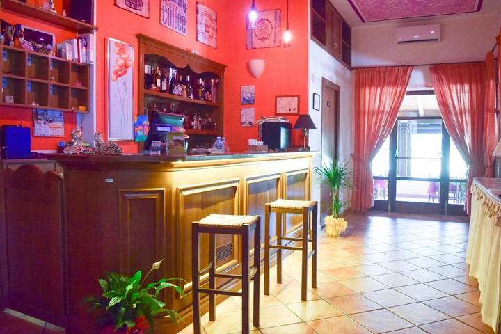 Location de vacances pour 2 personnes, avec piscine et jardin, animaux acceptés à Santa Domenica Talao - 4