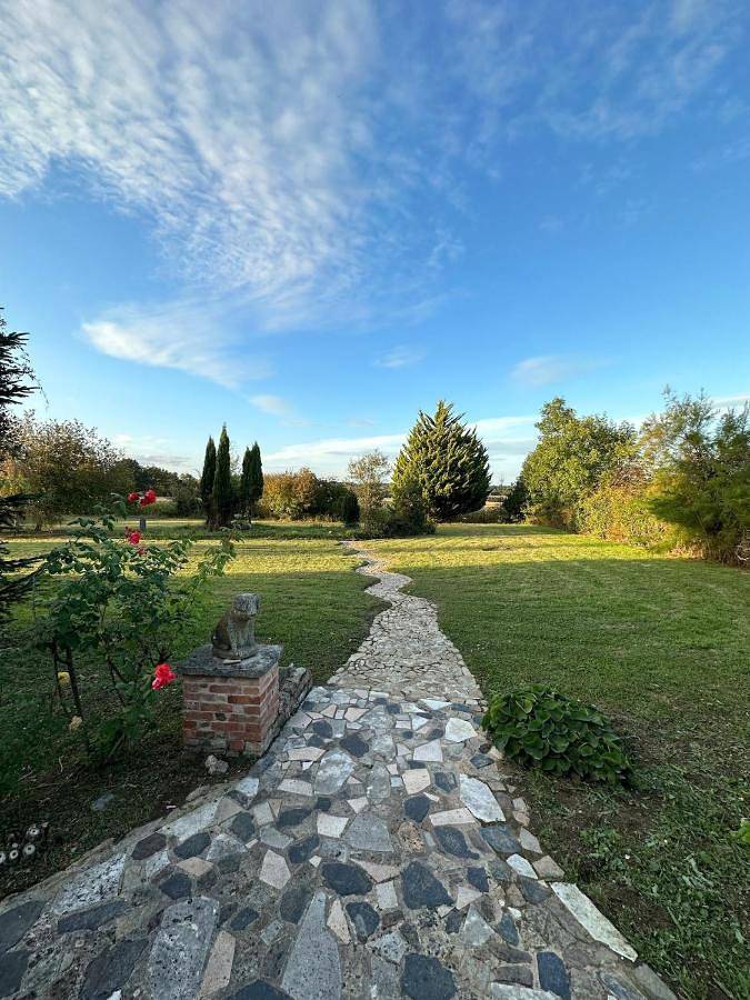 Location de vacances pour 7 personnes, avec Terrasse et Jardin à Saint-Aubin-des-Châteaux