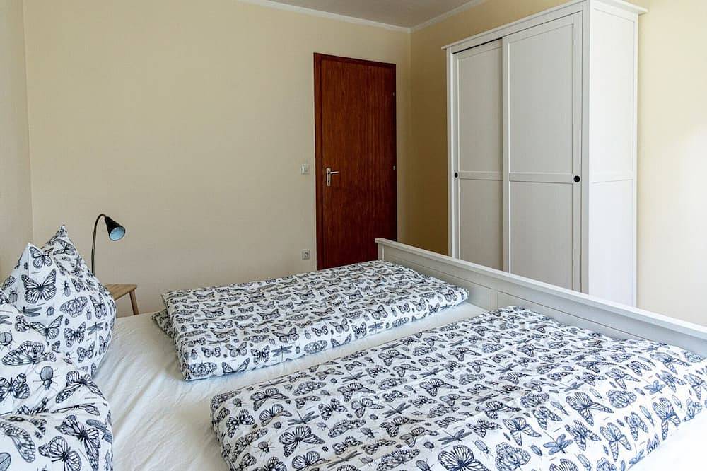 Ganze Wohnung, Ferienwohnung Kleine Auszeit, 70 qm, Obergeschoss, Südbalkon in Bad Feilnbach, Bayerische Alpen