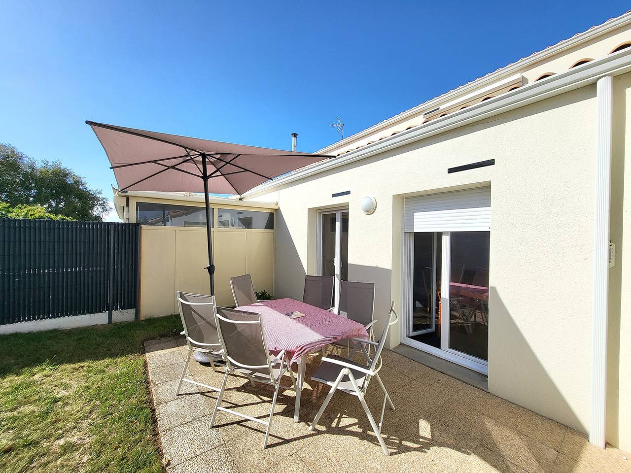 Hermosa Casa 4P, Jardín, Wifi, Aparcamiento, Cerca de Estación en Sables d'Olonne in Olonne-sur-Mer, Les Sables-d'Olonne
