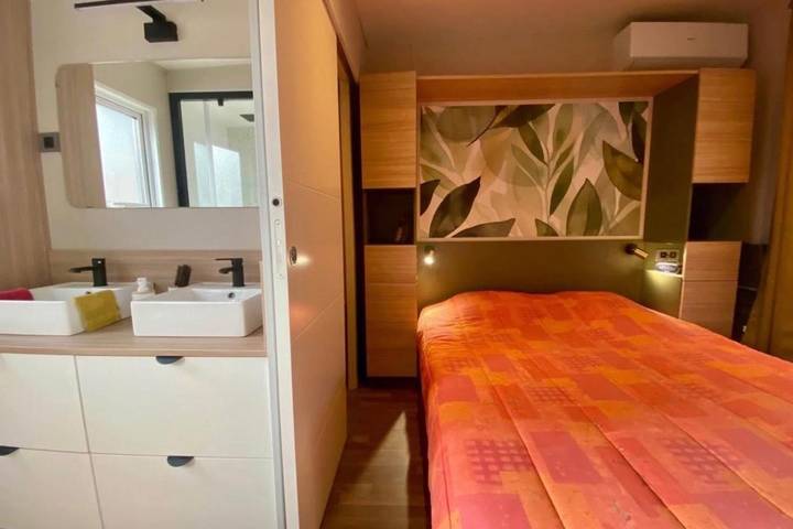 Apartamento entero, Chalet in a 5-star resort with swimming pools in Puget-sur-Argens, Costa mediterránea (Francia)