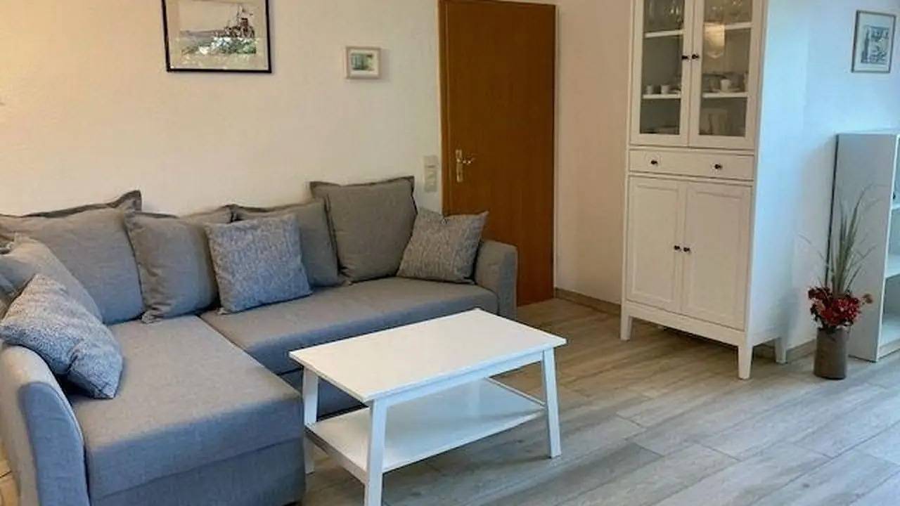 Ganze Ferienwohnung, Ferienwohnung für 3 Personen (74 m²) in Wedel in Wedel, Kreis Pinneberg