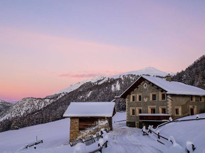 Chalet für 8 Personen, mit Terrasse und Garten, mit Haustier im Engadin - 3