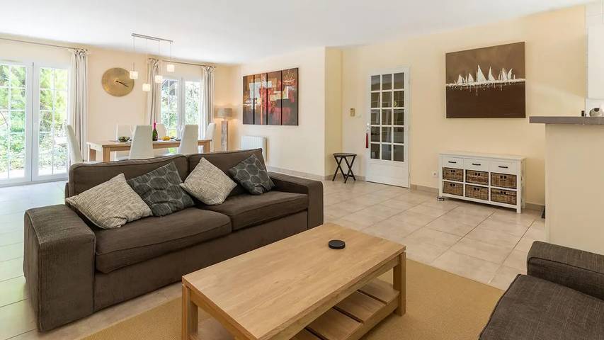 Location de vacances pour 7 personnes, avec jardin et piscine à Limoux - 2
