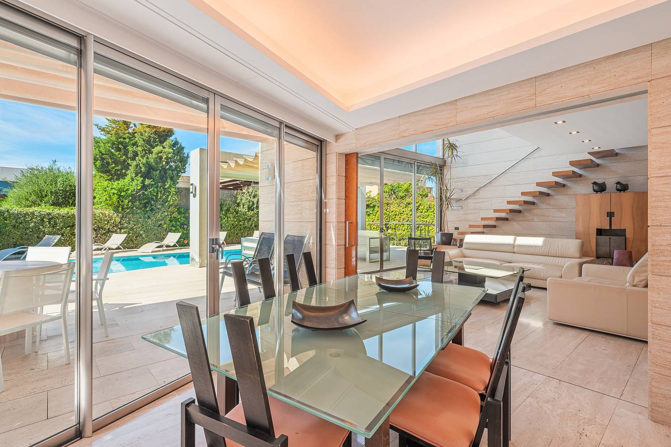Villa Agusmar avec vue sur la mer, piscine et Wi-Fi. in Son Veri Nou, Llucmajor
