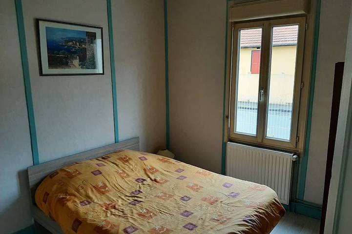 Haus mit 1 Schlafzimmer, 1 Veranda und eine Garage in der Nähe der Rennstrecke 24 Stunden in Le Mans, Sarthe