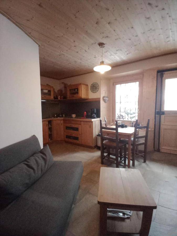 Gîte pour 2 personnes, avec vue et jardin à Sixt-Fer-à-Cheval - 2