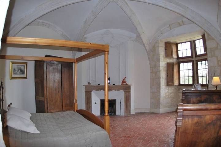 Château Gascon du Xvième siècle au calme dans les collines Gersoises in Labrihe, Gers