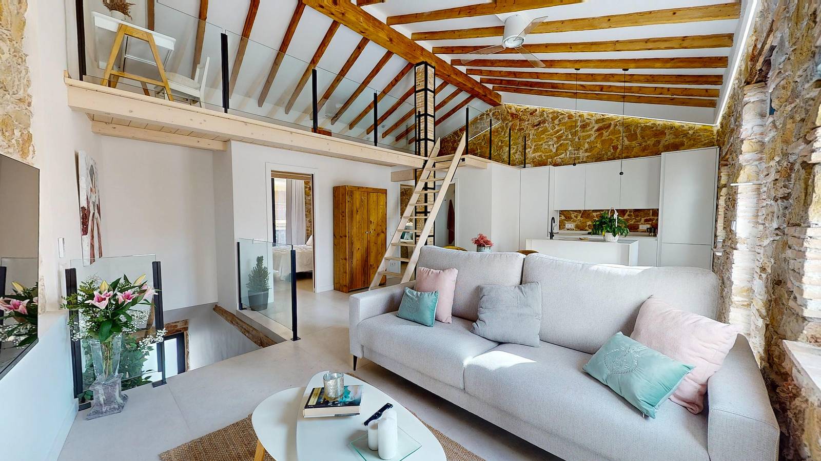 Entire apartment, Apartamento Ca la iaia in the centre of Denia. Wifi, A/C in Denia Old Town, Dénia