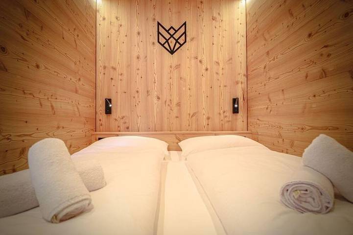 Ganze Wohnung, Lärche - Wolf Apartments in Vals, Zillertaler Alpen
