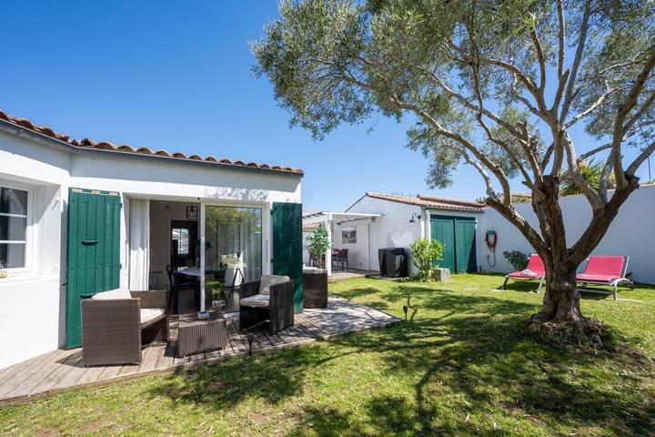 Gîte pour 6 personnes, avec terrasse et jardin, animaux acceptés