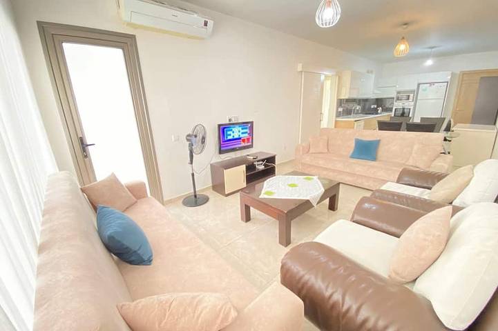 Appartement de vacances pour 6 personnes, avec Balcon ainsi que Jacuzzi et Piscine