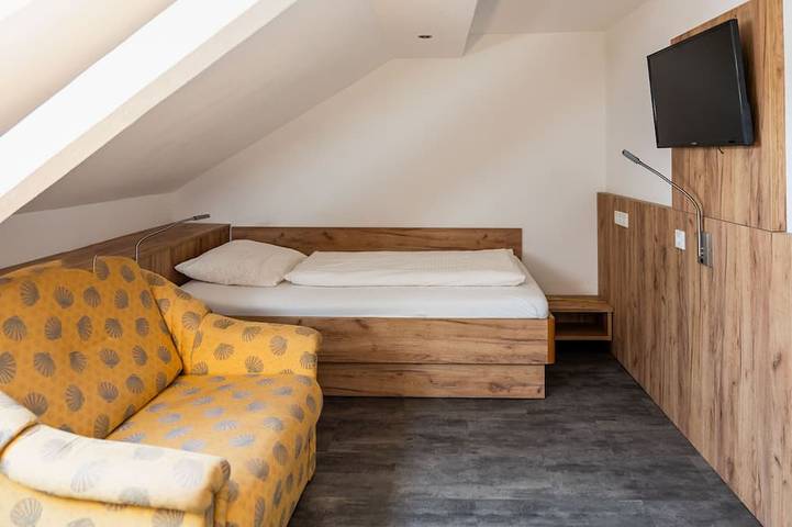 Gîte pour 6 personnes, avec jardin et terrasse à Hünfeld - 3