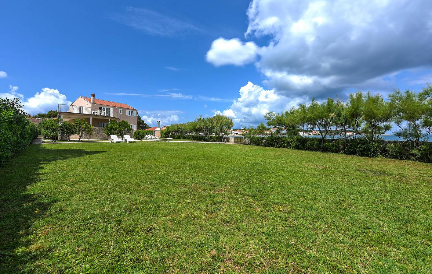 Apartamento vacacional entero, Apartamento de vacaciones para 4 personas con terraza in Ugljan, Isla de Ugljan