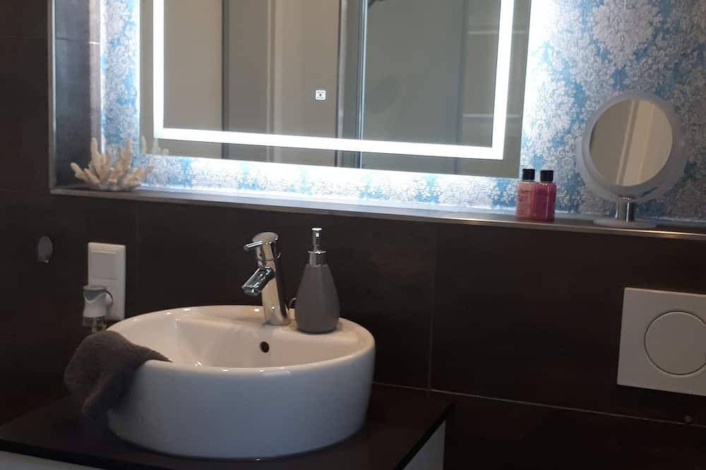 Ganze Wohnung, Ferienwohnung Seeblick in Edewecht, Ammerland