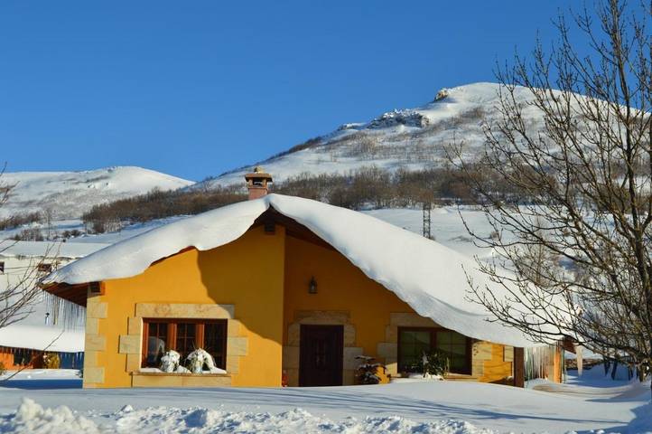 Casa rural para 5 personas, con vistas y jardín en Hermandad de Campoo de Suso