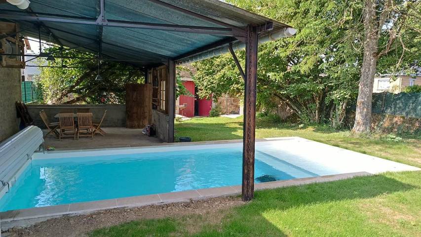 Location de vacances pour 10 personnes, avec jardin et piscine dans Lac de Bairon - 3