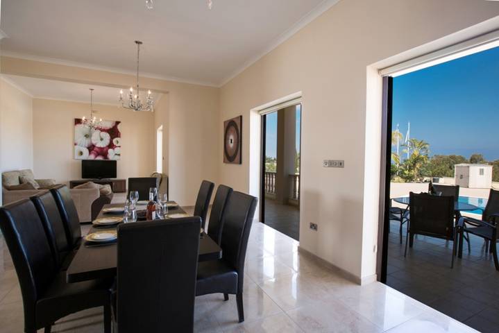 The Ultimate 5 Star Holiday Villa in Protaras with Private Pool and Close to the Beach, Protaras Villa 1300 in Protaras, Chipre Sur