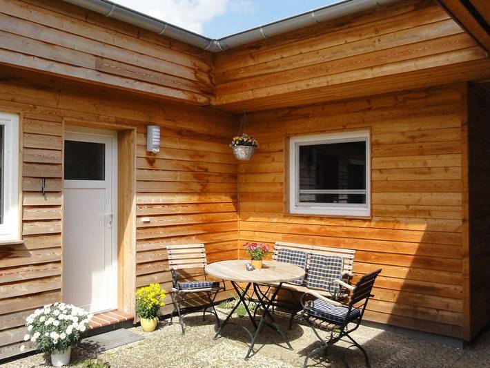 Ferienhaus für 6 Personen, mit Garten in Niesgrau