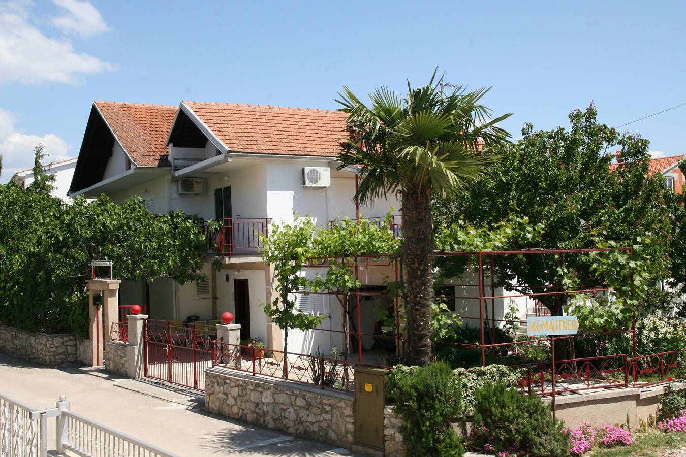 Ganze Wohnung, 2-Zimmer-Ferienwohnung mit Terrasse Vodice A-12721-a in Vodice, Šibenik-Knin