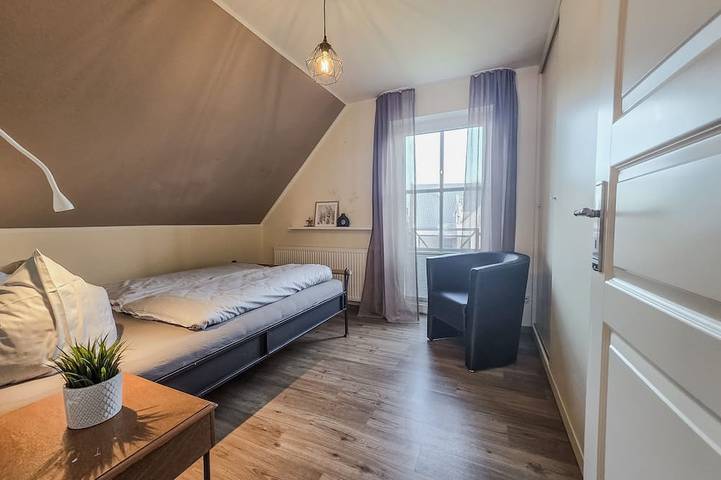 Ferienhaus für 6 Personen, mit Garten und Terrasse in Horumersiel - 4