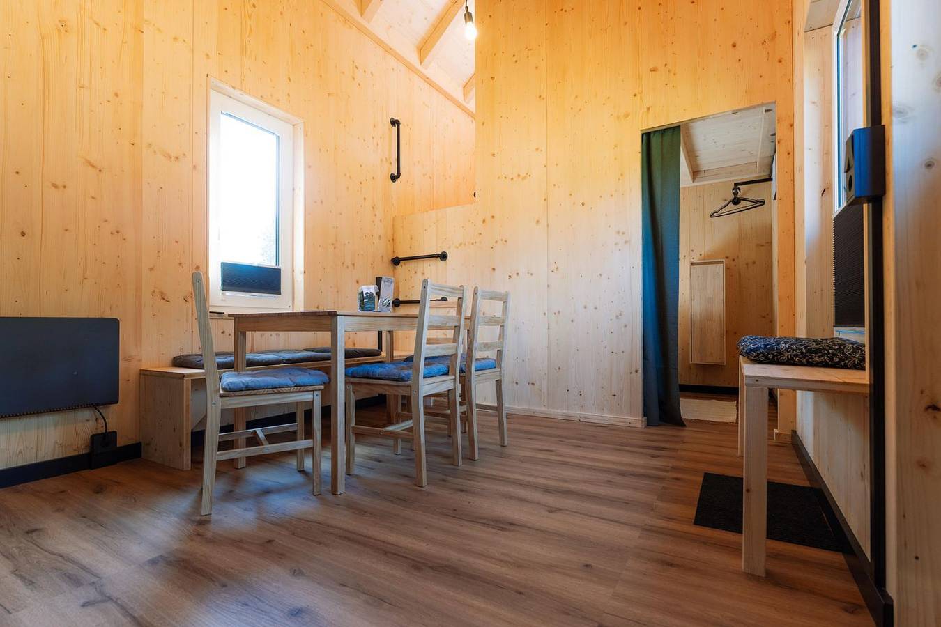 Tinyhouse-Abenteuer „Wald-Lilly“ im Thüringer Wald in Frauenwald, Rennsteig