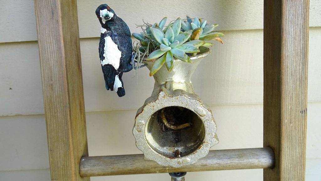 Manuka Getaway with Log Fire & Gourmet Breakfast in Maleny, Sunshine Coast