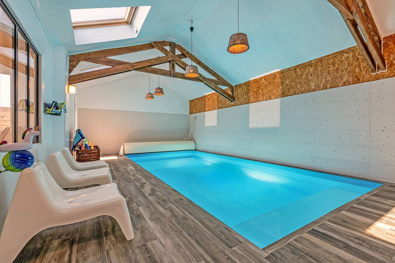 Holiday Home 'Kerlonie Votre Havre Familial' with Private Terrace, Wi-Fi and Air Conditioning in Kerlouan, Brest region