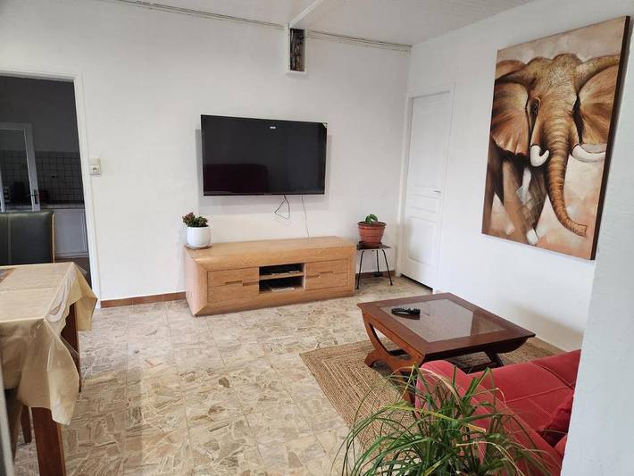 Gîte pour 4 personnes, avec piscine ainsi que jardin et vue à Sommières - 3