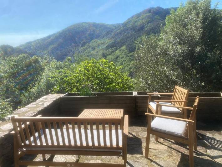 Location de vacances pour 15 personnes, avec vue et jardin à Sablières