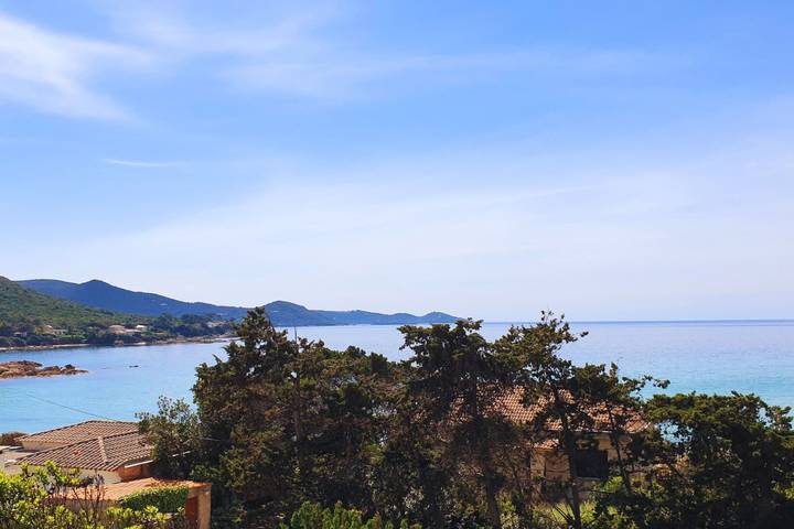 Villa pour 6 personnes, avec terrasse et jardin - 1