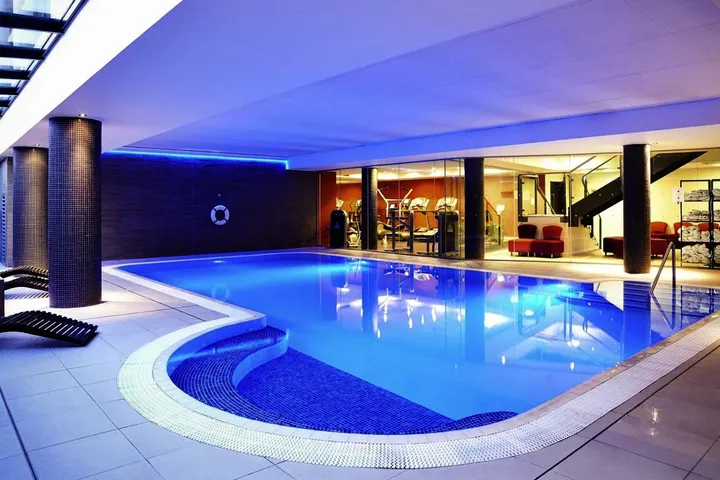 Hotel per 3 persone, con piscina e sauna - 1