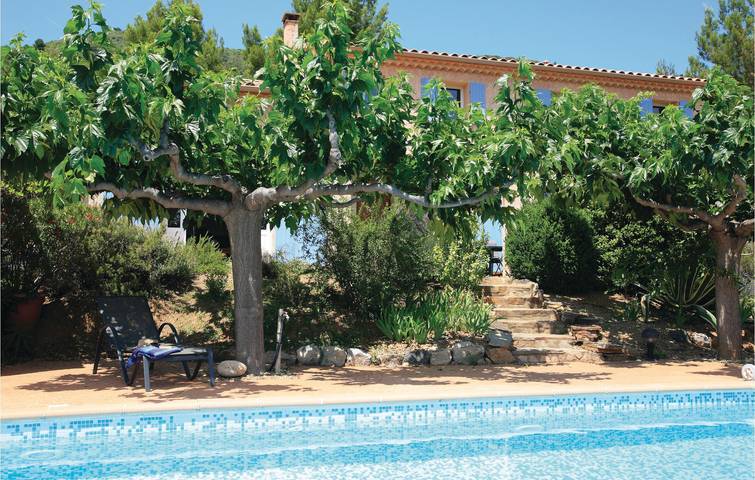 Location de vacances pour 7 personnes, avec terrasse ainsi que piscine et jardin, animaux acceptés à Roquebrun - 3