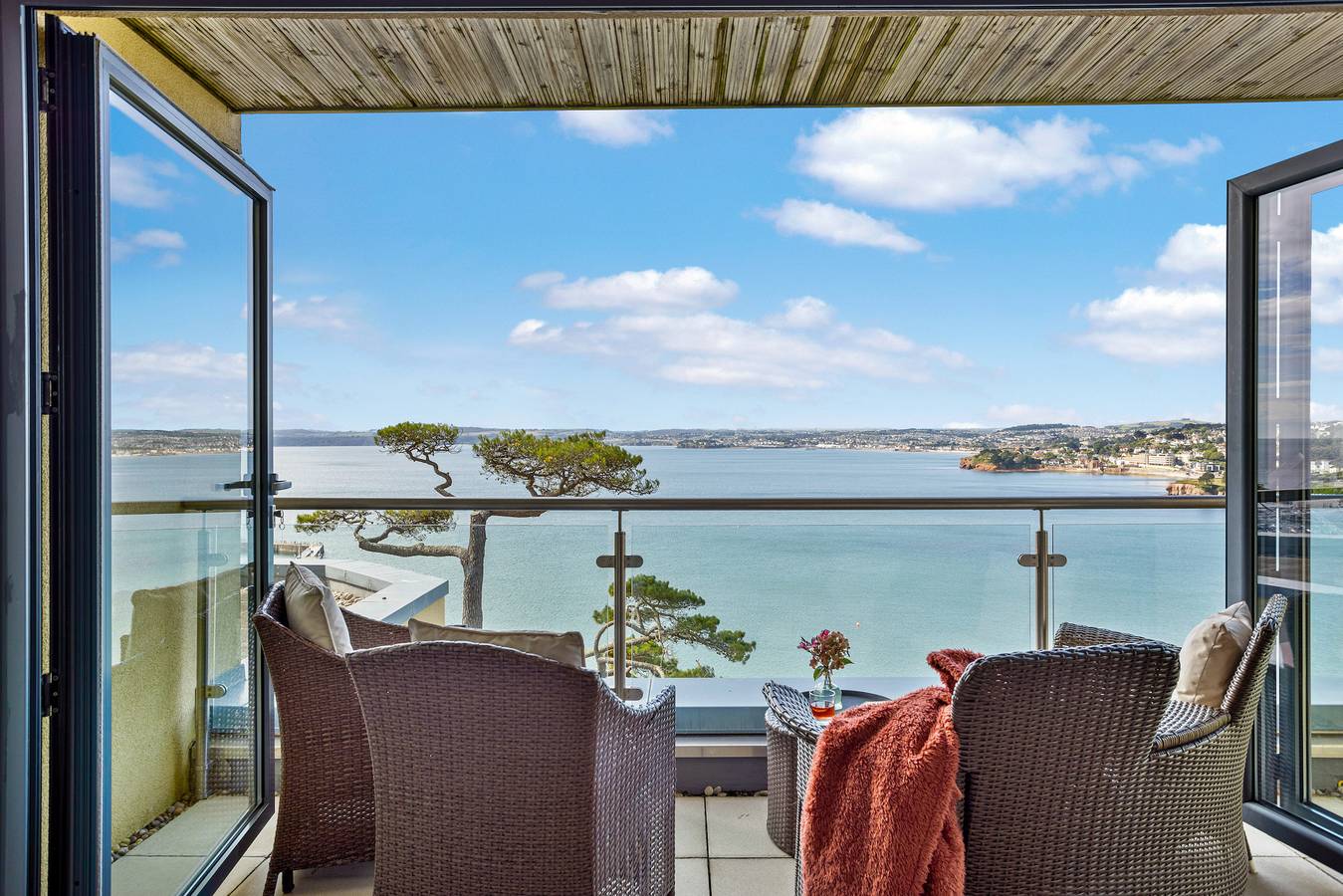 Entire apartment, B6 Masts in Torquay, Torbay