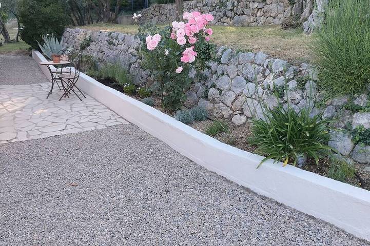 Familienhaus mit Pool und herrlicher Aussicht, zwischen Stränden und den Verdon-Schluchten. in Bargemon, Draguignan Region