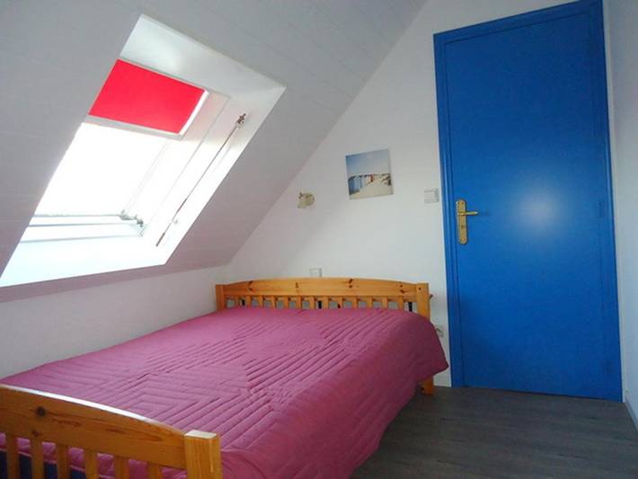 Gîte pour 2 personnes, avec vue ainsi que piscine et jardin à Loperhet - 4