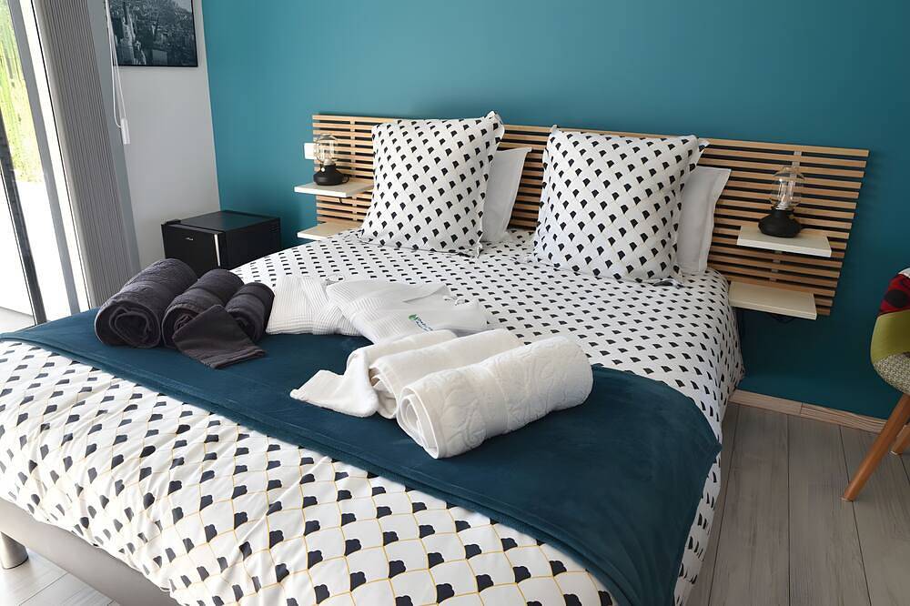 Entre mer et pinède (piscine, spa-jacuzzi, sauna) - chambre azur in Bandol, Côte méditerranéenne (France)