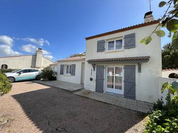 Gîte pour 6 personnes, avec jardin dans Plage De Sion