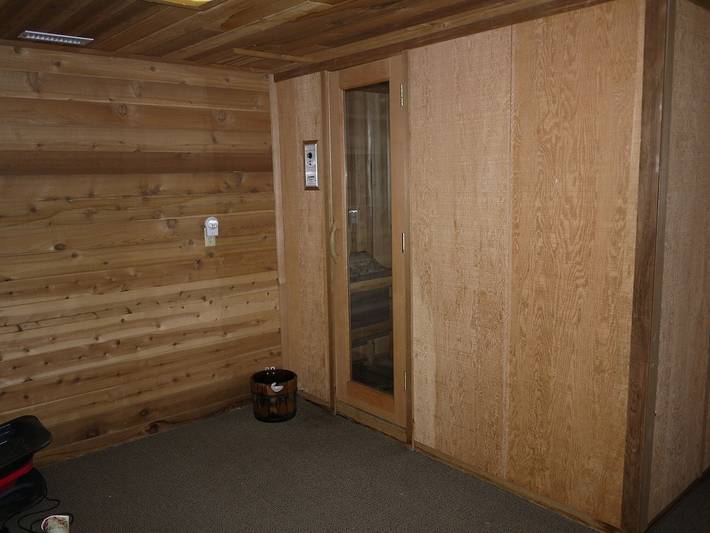 Holiday rental for 16 people, with hot tub and sauna as well as garden in Big Bear Lake