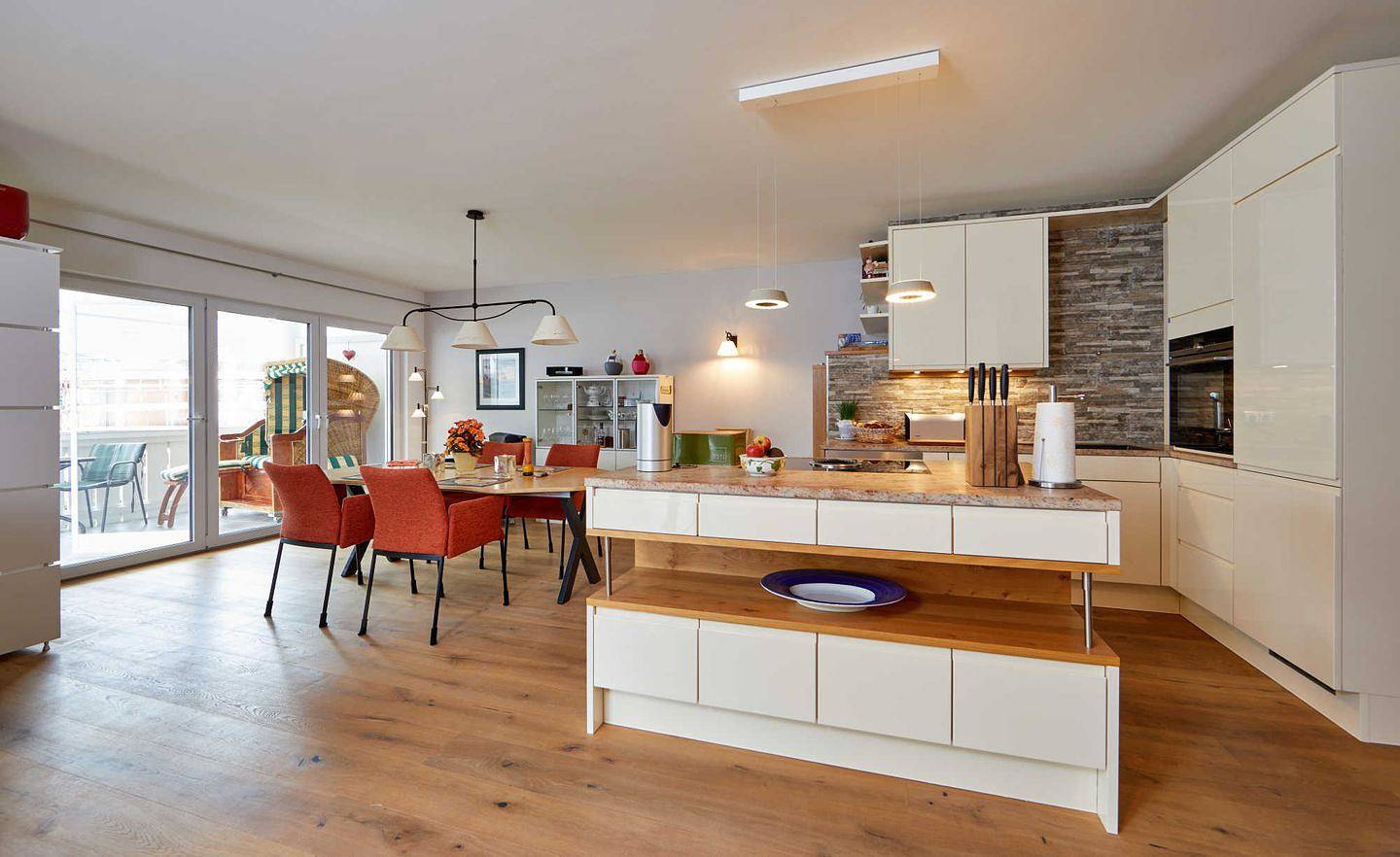 Geheel appartement, Alpenchalet Lotti - Lovingly furnished holiday flat with room for 4 people in Garmisch-Partenkirchen, Beierse Alpen