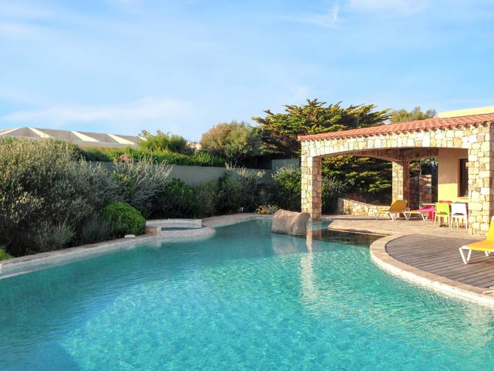 Location de vacances pour 8 personnes, avec terrasse et piscine, animaux acceptés à Corbara - 4