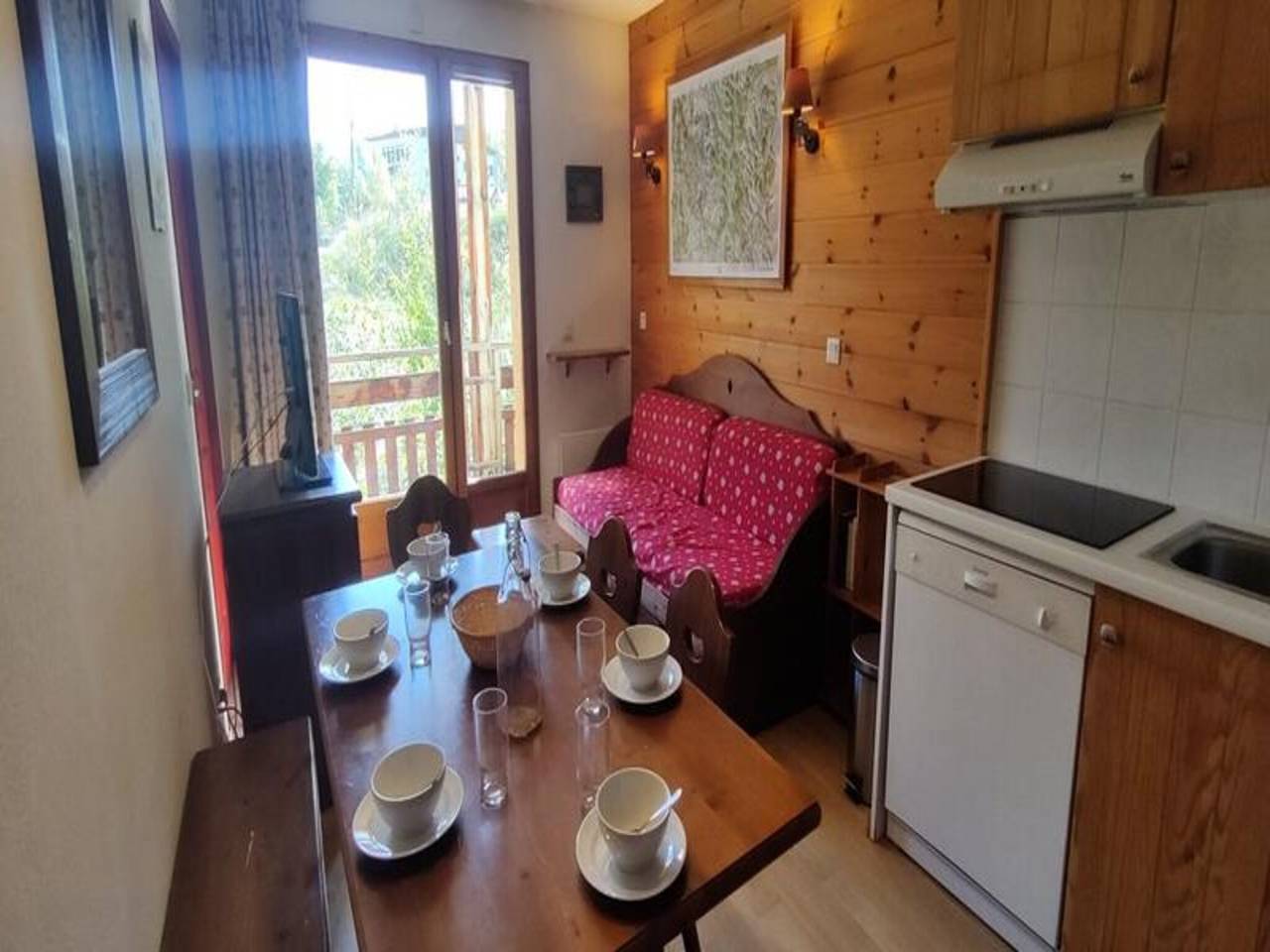 Entire apartment, Apartment in Pelvoux near Écrins Park in Vallouise-Pelvoux, Écrins National Park