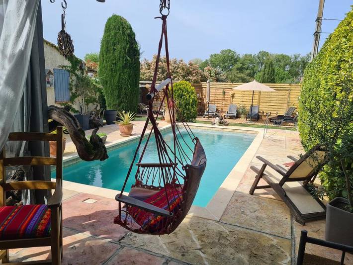 Maison d’hôte pour 2 personnes, avec piscine ainsi que vue et jardin, animaux acceptés