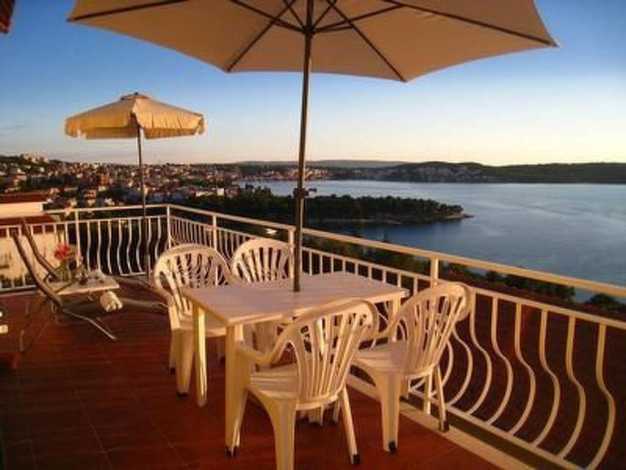 Appartement entier, Trogir Yellow House A2 in Trogir, Čiovo