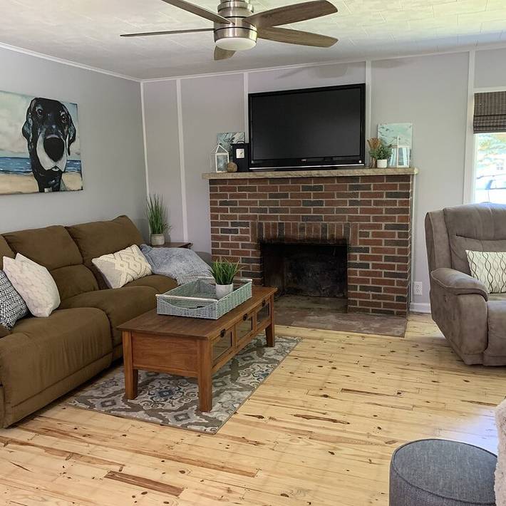 Vacation rental for 8 people, with yard and terrace, with pets in Higgins Lake