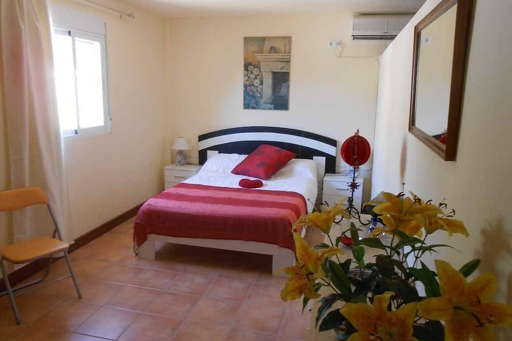 Prima Villa Para Grupos O 2 Familias Con Todas Las Amenidades in Xaló, Costa Blanca