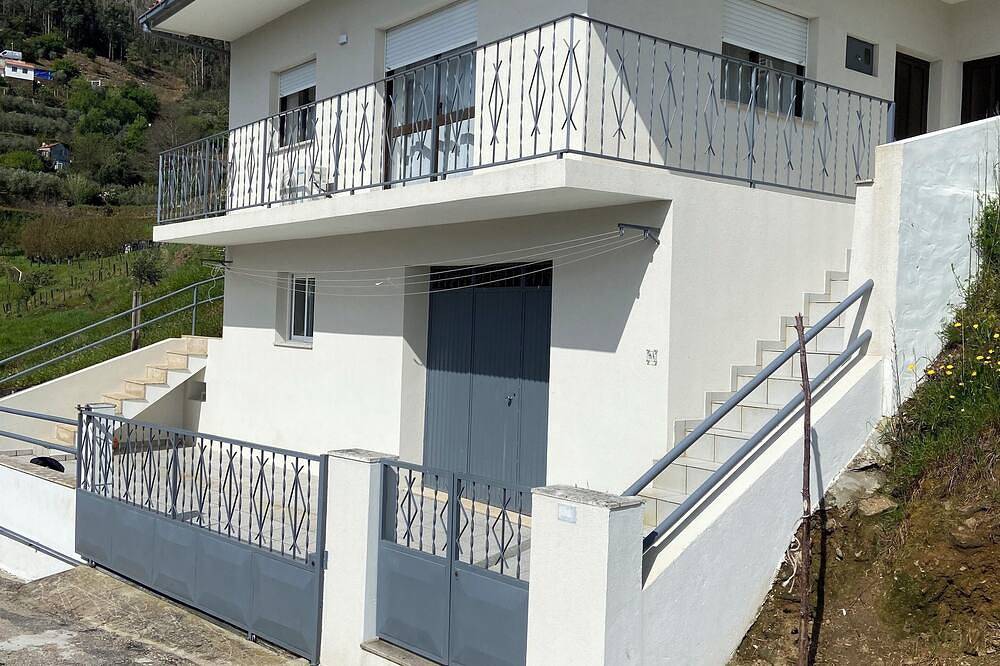 Rojão do Meio Mesão Frio country house in Serra do Marão, Mesão Frio (Santo André)