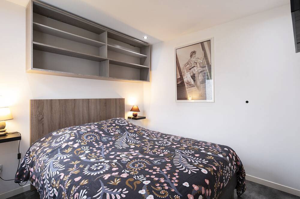 Pequeño chalet con terraza cerca del centro de la ciudad (con aparcamiento) : Chalet Grace De Capitani in Vittel, Neufchâteau